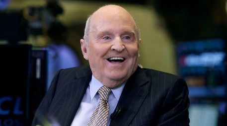 En dos décadas, Welch hizo que GE pasara de estar valorada en 14 mil millones de dólares a ser la empresa más grande del mercado, con 410 mil millones de dólares. AFP/ARCHIVO