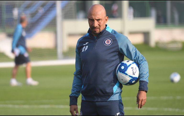 Para el ex portero no es idóneo que se entregue el trofeo a los cementeros por ser líderes del Clausura 2020 con un punto más que el León. IMAGO7