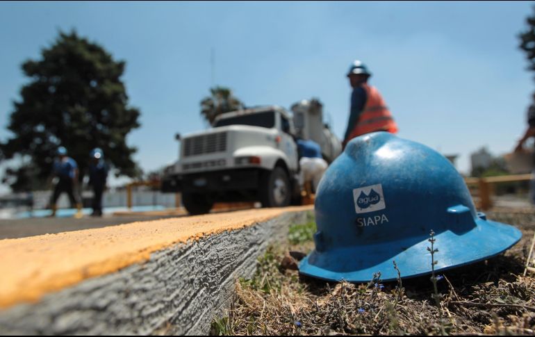 El SIAPA prevé normalizar la distribución y paulatinamente regularizar el suministro de agua potable en su totalidad para la tarde del lunes 6 de abril. EL INFORMADOR / F. Atilano