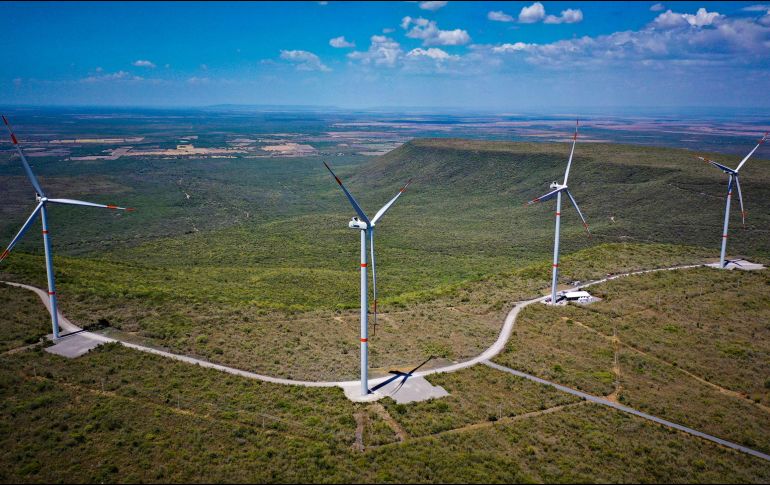 En la tercera subasta de energías renovables, en 2017, se logró un precio históricamente bajo de 20 dólares con 27 centavos por paquete de megavatio por hora. NOTIMEX/Archivo