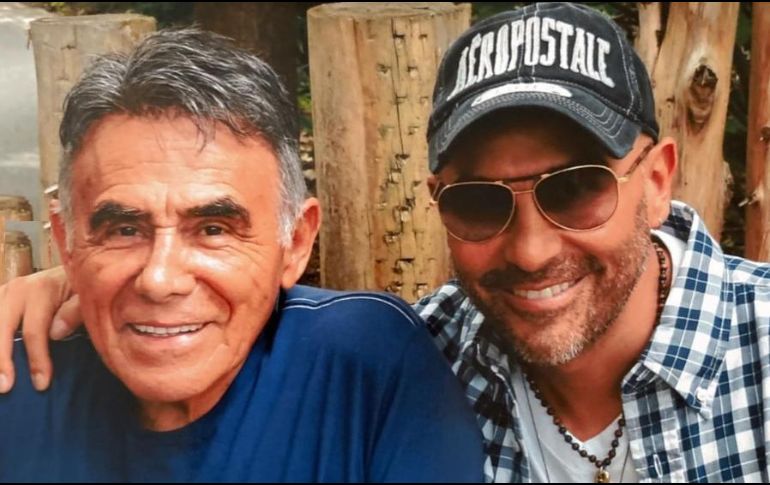 Suárez Gomís ha compartido varios recuerdos junto a su padre, a una semana de su fallecimiento. INSTAGRAM / @pelongomis