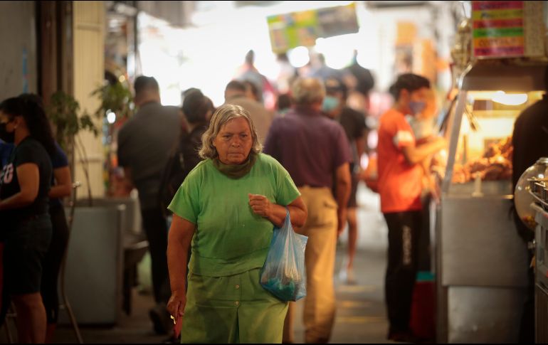El desarrollo de políticas para ayudar a individuos y empresas podría inducir una recuperación económica más fuerte. EL INFORMADOR/ARCHIVO