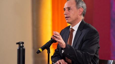 López-Gatell recordó que de 2009 a 2011 fue director general adjunto de Epidemiología, periodo en que ocurrió el decomiso de dinero a Zhenli Ye Gon. TWITTER/@HLGatell