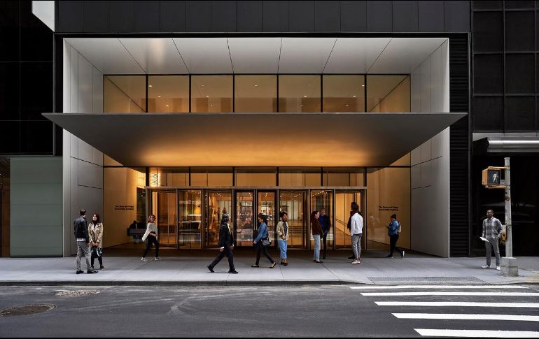 El MoMA también dijo que sus galerías, el Jardín de Esculturas Rockefeller, así como todas sus exposiciones estarán abiertas. ESPECIAL / store.moma.org