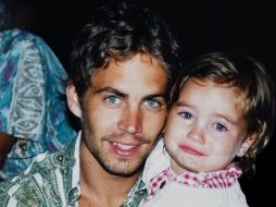 En la imagen Meadow aparece llorando, mientras que su padre Paul luce una gran sonrisa. INSTAGRAM/meadowwalker