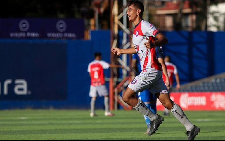 Diego Medina, de Tepatitlán, festeja tras anotar el gol del empate. IMAGO 7/F. Meza