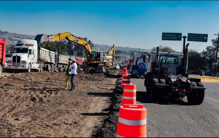 Obras del Peribús en el Periférico y carretera a Chapala. EL INFORMADOR/Archivo