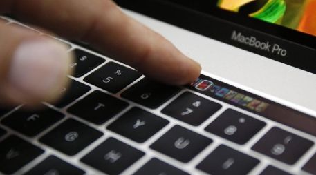 Dependiendo de tu computadora, hay diferentes maneras de poner el arroba. EFE/ ARCHIVO