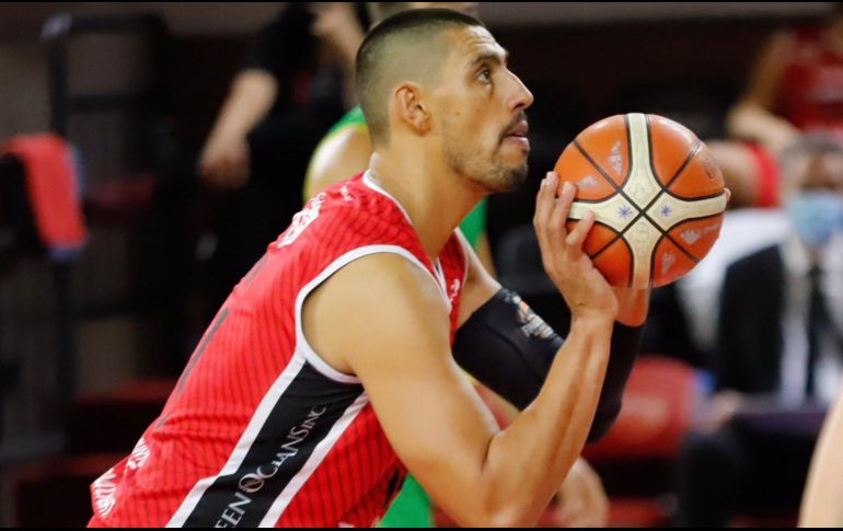 Ayón fue el jugador más determinante de los Astros tanto en puntos como en asistencias y rebotes. TWITTER/@AyonGustavo