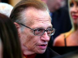 Larry King, de 87 años, ya tiene un largo historial de problemas de salud. EFE / ARCHIVO