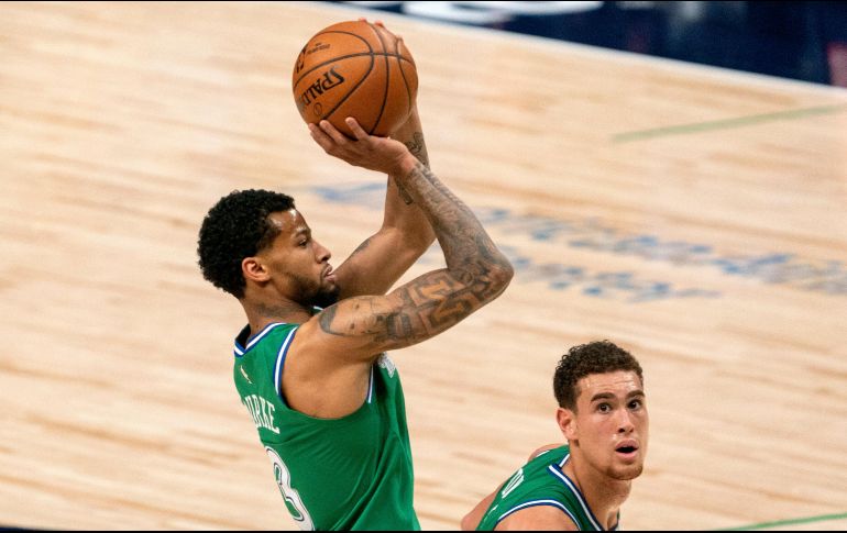 La NBA dijo que anticipaba dificultades y que no contempla interrumpir la temporada debido a los trastornos de varios equipos.. ARCHIVO/AP