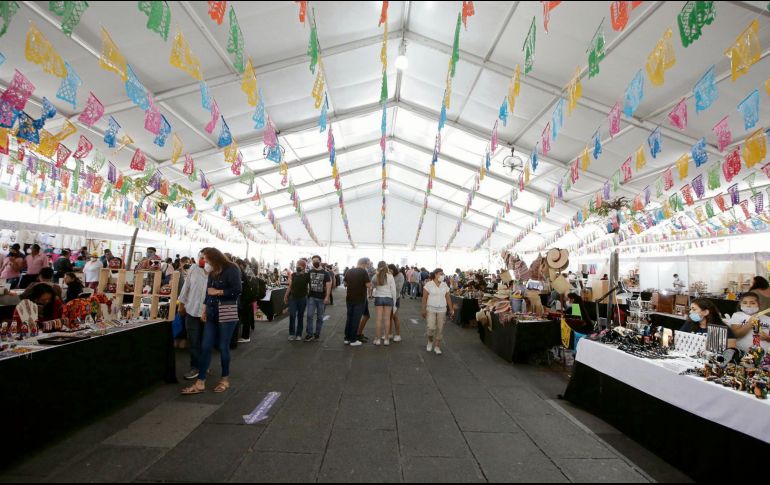 EXHIBICIÓN. La feria Corazón de Artesano muestra el trabajo manual de todas las regiones del Estado. ESPECIAL