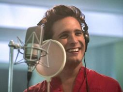 El tercer episodio de la segunda temporada de la serie de Luis Miguel mostró al público a un nuevo enemigo artístico de 