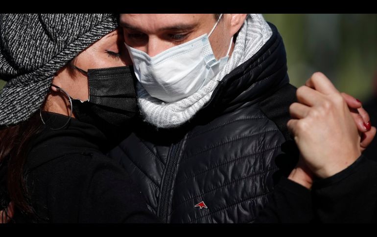 Decenas de bailarines con mascarillas se concentraron el sábado en la Plaza de la República, cercana al emblemático Obelisco de Buenos Aires. AP/N. Pisarenko