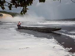 CONTAMINACIÓN. Luego del hundimiento del buque portacontenedores 