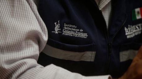 La maleta, con el cuerpo en su interior, fue llevado a las instalaciones del Instituto Jalisciense de Ciencias Forenses en espera de que la víctima sea reconocida. EL INFORMADOR/ARCHIVO