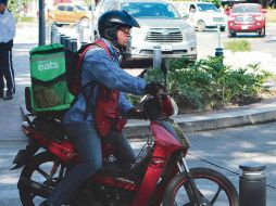 SERVICIO. Debido al incremento de repartidores y las fallas en la prestación del servicio, éstos ya pueden acceder a una certificación en el Estado. EL INFORMADOR