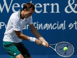 La victoria permitió al moscovita vengarse de la derrota que sufrió ante el gijonés en los cuartos de final de los pasados Juegos Olímpicos (6-2, 7-6 (5)). AFP/D. BELL