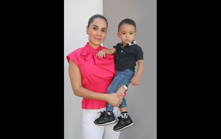 Elizabeth Muñoz y André Nicolas Ramírez. GENTE BIEN JALISCO/ CLAUDIO JIMENO