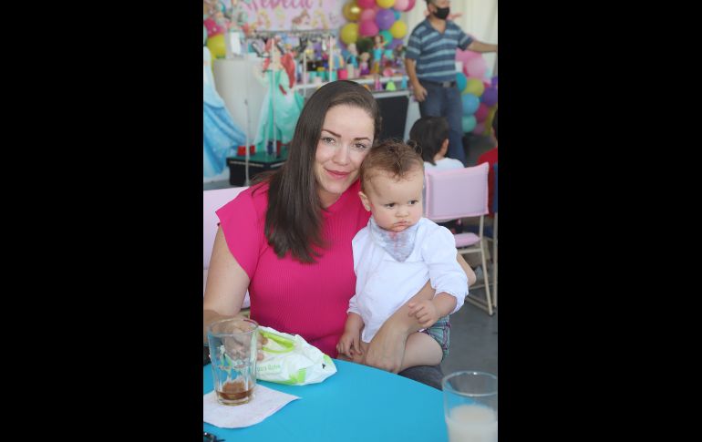 Marcela Flores y Rodrigo Velasco. GENTE BIEN JALISCO/ CLAUDIO JIMENO