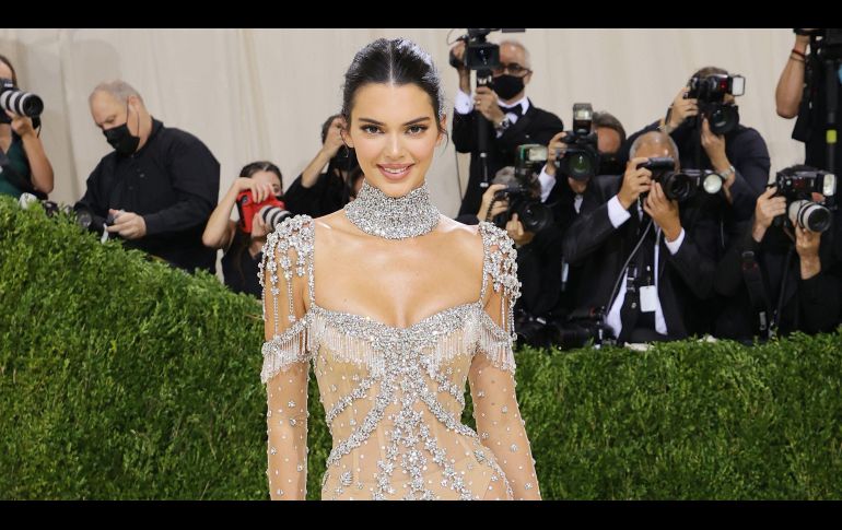 Kendall Jenner fue definitivamente una de las celebridades más plaudidas en la Met Gala 2021. AFP