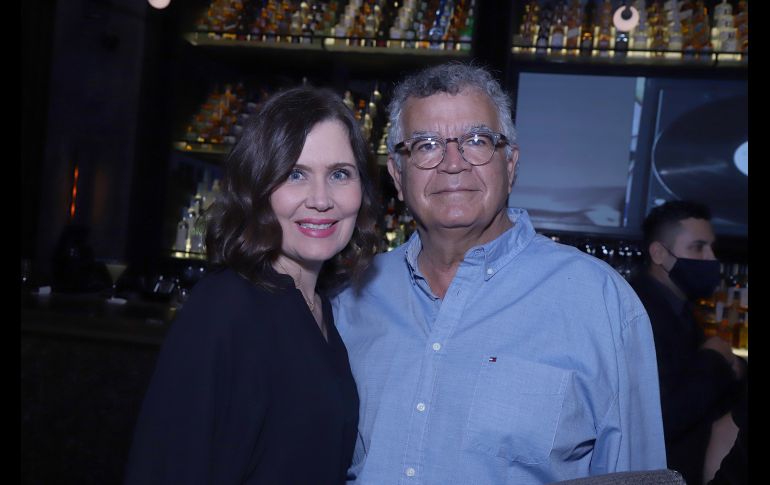 Rose Dipp y Oscar Lamadrid. GENTE BIEN JALISCO/ CLAUDIO JIMENO