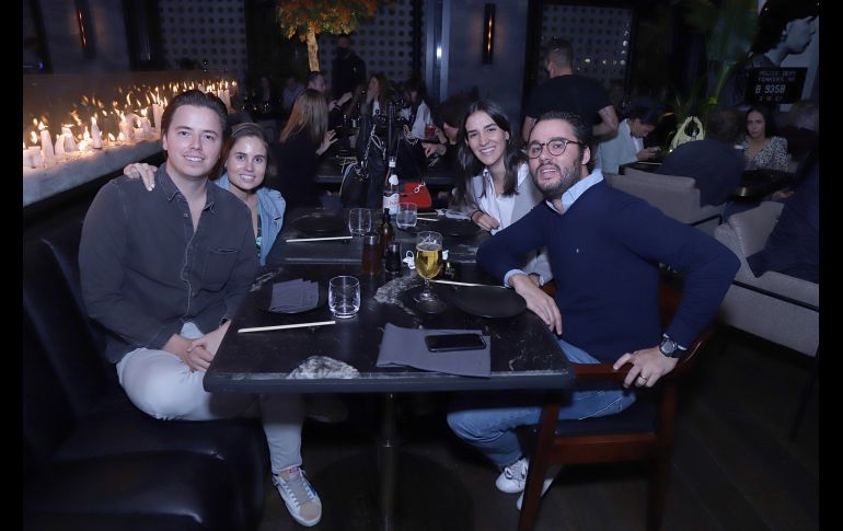 Pablo Herrera, Nuria Alcalde, Pau Torres y Gabriel Obregón. GENTE BIEN JALISCO/ CLAUDIO JIMENO