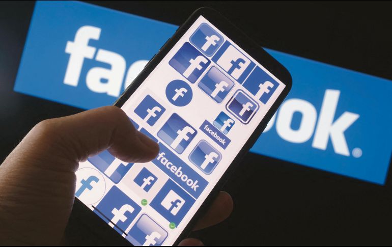 Polémica. La empresa dio a conocer los nombres de cuatro mil perfiles de “interés negativo”. AFP