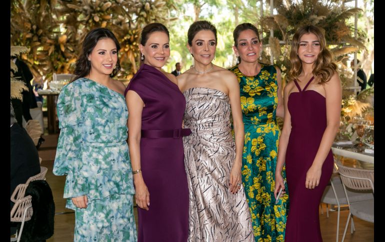 Alejandra Ayala, Marcela Espinosa, Laura Espinosa, Adriana Briseño y Daniela Briseño. GENTE BIEN JALISCO/JORGE SOLTERO