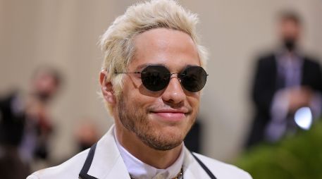 En 2018 Pete Davidson estuvo comprometido con la cantante Ariana Grande. AFP