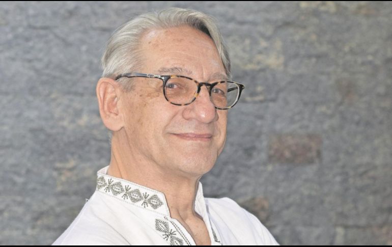 Alberto Ruy Sánchez. El escritor posa, desde la FIL, durante la entrevista por la novela “El expediente Anna Ajmátova”. EL INFORMADOR/A. Rodríguez