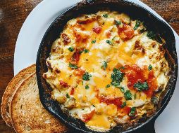 La lasaña de vegetales puede ser una opción en tu menú navideño / Photo by Eaters Collective on Unsplash