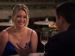 Hilary Duff interpreta a Sophie en How I Meet Your Father. YOU TUBE/HULU