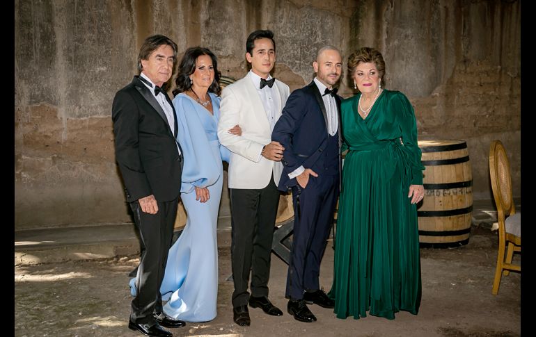 Carlos Mora, Melín Godínez, Rodrigo Mora, Juan Pablo Orendain y María Luisa Fabris de Orendain.GENTE BIEN JALISCO/JORGE SOLTERO