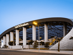 El SoFi Stadium es la casa de los Rams y los Chargers y este año será la sede del Super Bowl 2022. ESPECIAL/Twitter @SoFiStadium