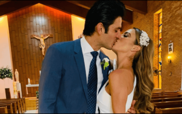 Mariana Torres se casó tras cuatro años de relación con su ahora esposo. INSTAGRAM/@torresmarianaof