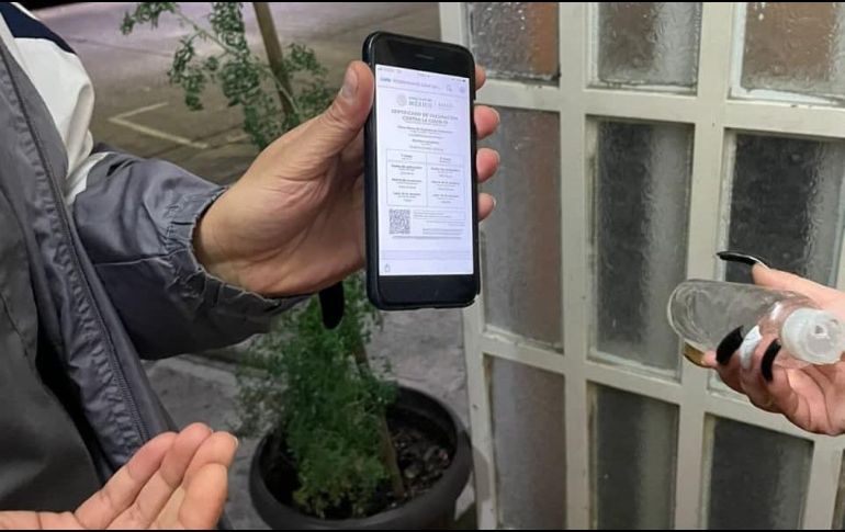 La petición del certificado de vacunación permanecerá vigente todavía un fin de semana más. ESPECIAL