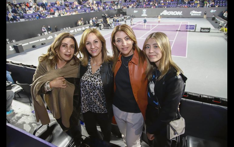Martha Navarro, Laura laveaga, Susana Posada y Greta Posada. GENTE BIEN JALISCO/ANTONIO MARTÍNEZ