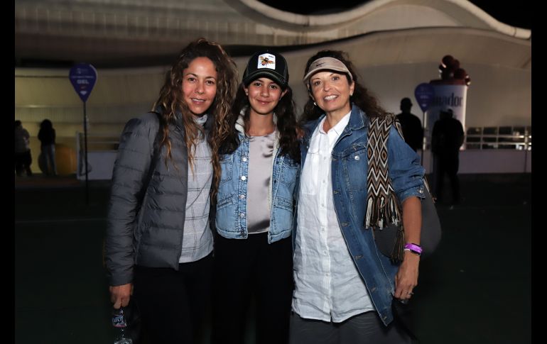 Ale González, Ale Sahagún y Nicole Osette. GENTE BIEN JALISCO/CLAUDIO JIMENO