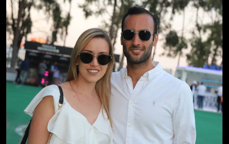 Sara Arenas y Juan Carlos Sierra. GENTE BIEN JALISCO/CLAUDIO JIMENO
