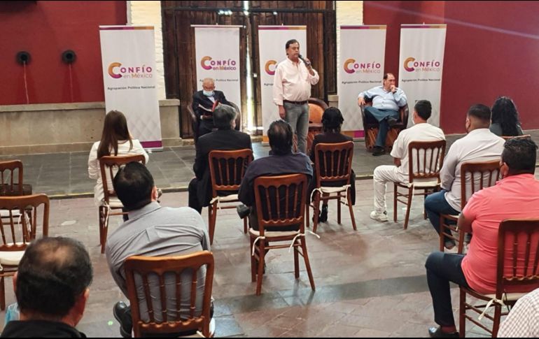 Cosío insiste en que Confío en México es una organización plural que congrega a personas con militancia en diferentes partidos y otras sin partido. EL INFORMADOR / R. Rivas
