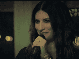 Para contar su historia, Laura recuerda todos sus pasos, desde la niñez a las distintas etapas de su carrera y su vida. YOUTUBE/Amazon Prime Video España