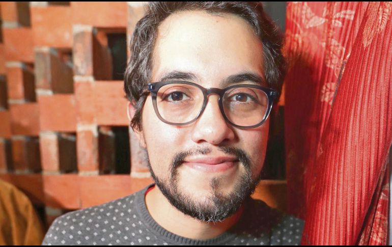 El realizador llevará a su madre, la productora Carla Estrada, a la ceremonia. ESPECIAL