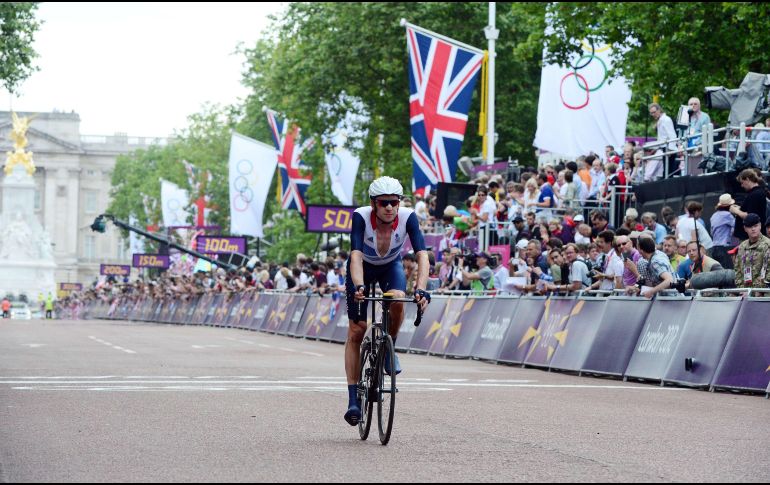 BRADLEY WIGGINS. El ciclista explicó su dificultad para revelar estos hechos de los que fue víctima por un contexto familiar poco propicio. AFP / ARCHIVO