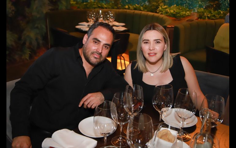Azael Gutiérrez y Claudia Madrigal. GENTE BIEN JLISCO/Tony Martínez