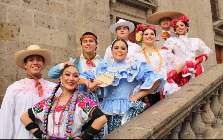 Esta corta temporada de ‘¡Échale!, al son de mi tierra’ tendrá funciones los días 12 y 13 de mayo a las 20:30 horas, y el 14 de mayo a las 18:00 y 20:30 horas, en Foro Larva. ESPECIAL