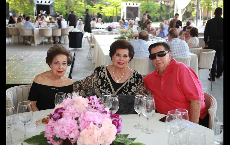 Inés Peregrina, Cecilia Michel y Rafael Becerra. GENTE BIEN JALISCO/ Antonio Martínez