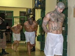 Nayib Bukele comenzó con las detenciones masivas de pandilleros a raíz de los 87 asesinatos que cometieron en marzo. EFE/ARCHIVO