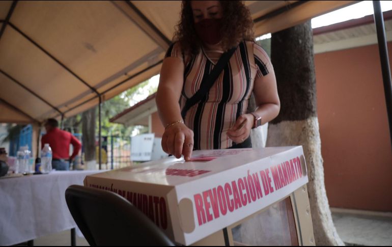 En total, los partidos gastaron 44 millones 351 mil 799 pesos en el proceso de revocación de mandato. SUN/ARCHIVO