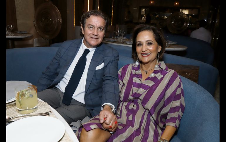 Francisco Borrego y Gabriela Vergara. GENTE BIEN JALISCO/Claudio Jimeno